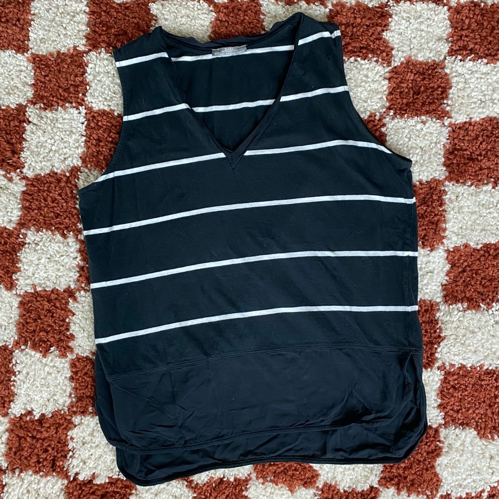 Zara v-neck black and white striped tank top